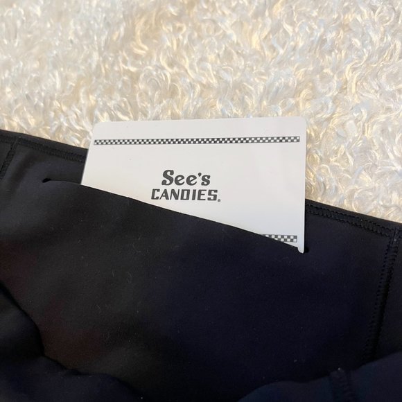 Lululemon Black Crop Leggings - size 4 (#2) - Picture 7 of 7